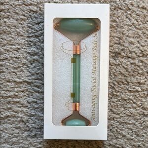 Anti-Aging Facial Jade Roller